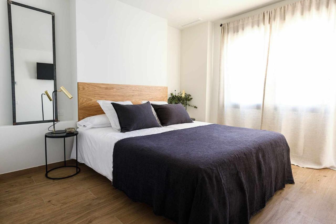 Apartamento Bguest Con Terraza อาลิกันเต ภายนอก รูปภาพ