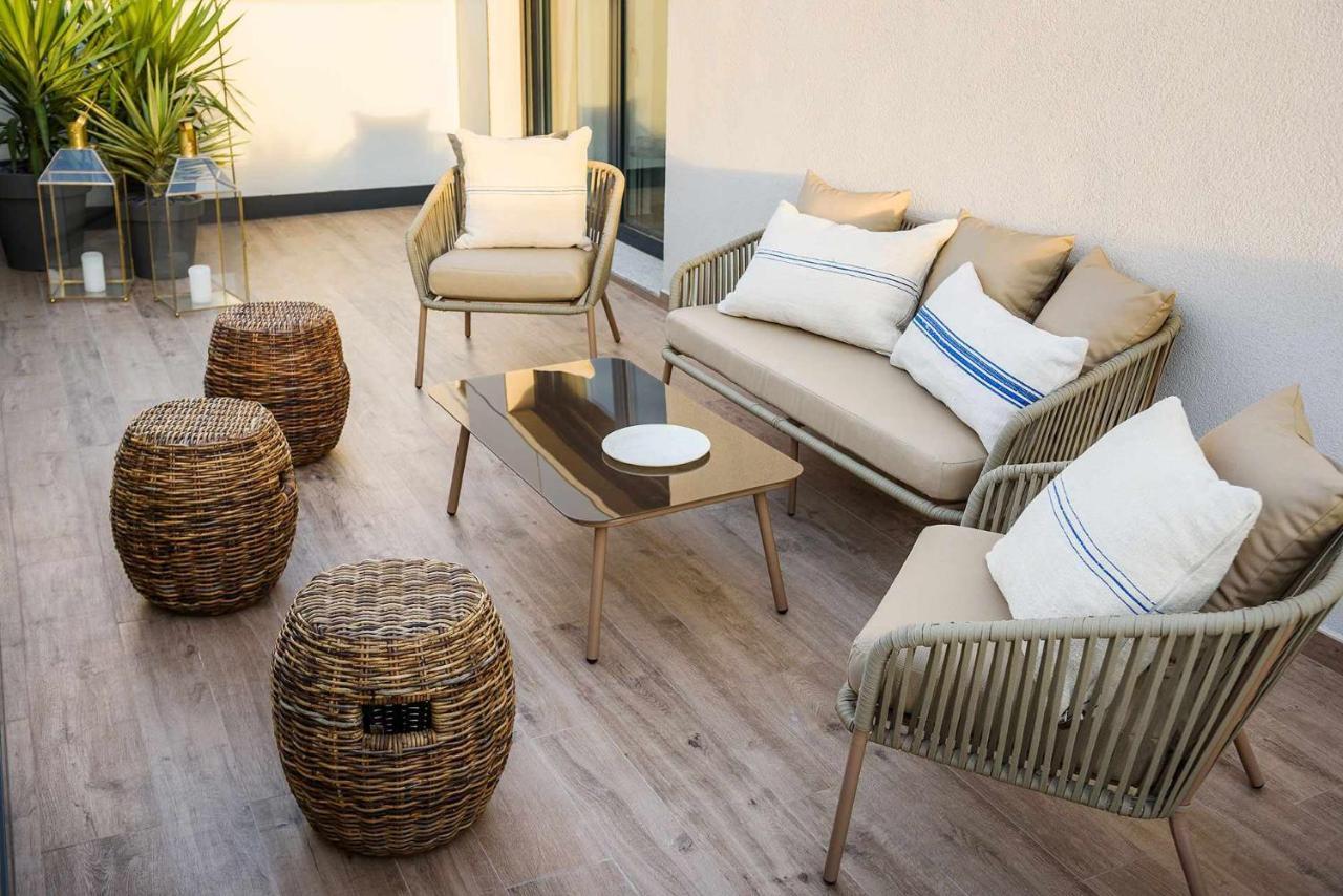 Apartamento Bguest Con Terraza อาลิกันเต ภายนอก รูปภาพ